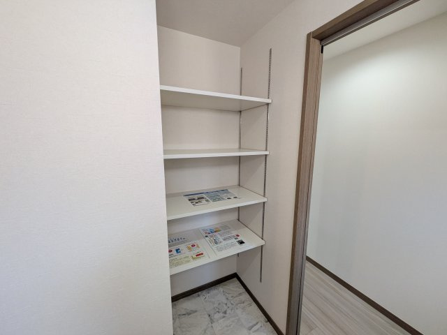 土浦市中村南　新築戸建て　1号棟のランドリースペース