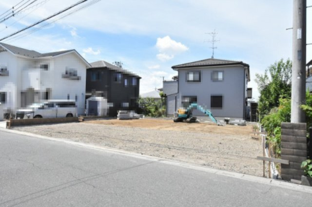 伊奈町西小針３丁目　売地全２区画の外観|造成工事中です