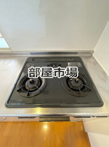 NST buildingⅢのキッチン|3口コンロ