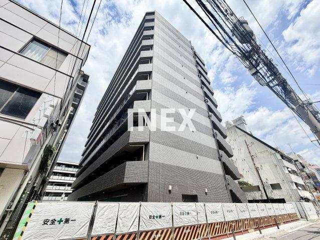 横浜市中区福富町西通の賃貸マンションのエントランス