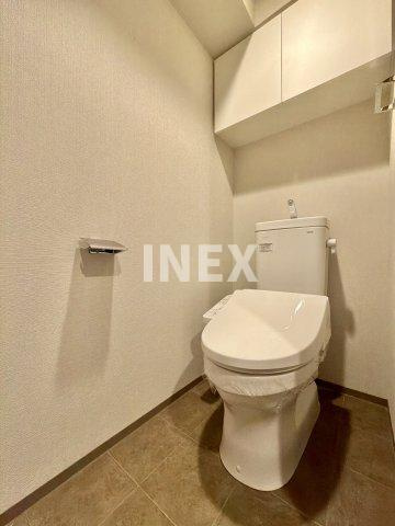 横浜市中区福富町西通の賃貸マンションのトイレ