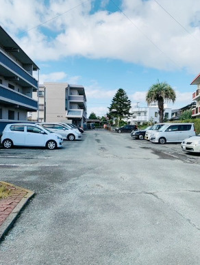 池松コーポⅠの駐車場|駐車場完備です