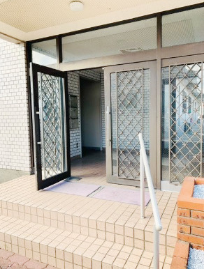 池松コーポⅠのエントランス|毎日通るエントランスはこのようになっています