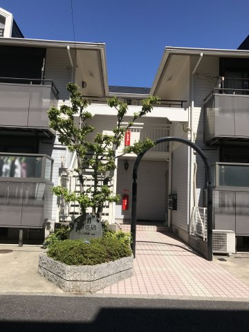 プラージュ芦屋３番館の外観