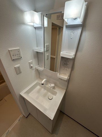 【独立洗面台】