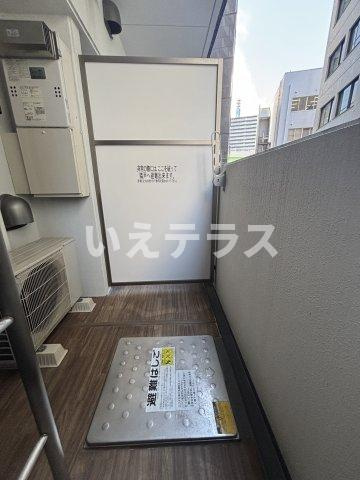 ラヴ神戸三宮のバルコニー