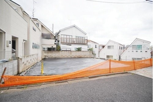 杉並区和田　建築条件なし売地