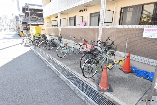 みどり之園　仲介手数料無料の駐車場