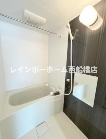 ベルシャンテ新松戸の浴室