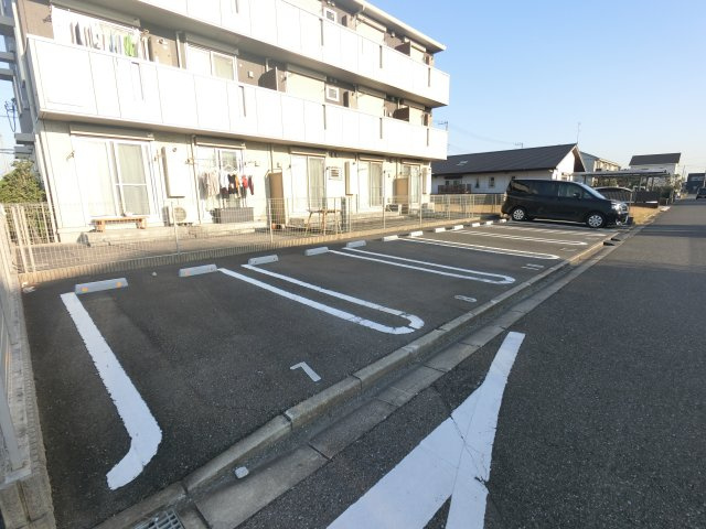 【駐車場】