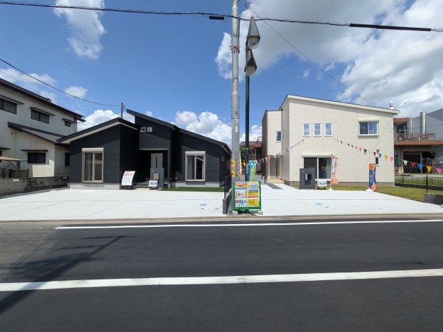 土浦市中村南　新築戸建て　2号棟の外観