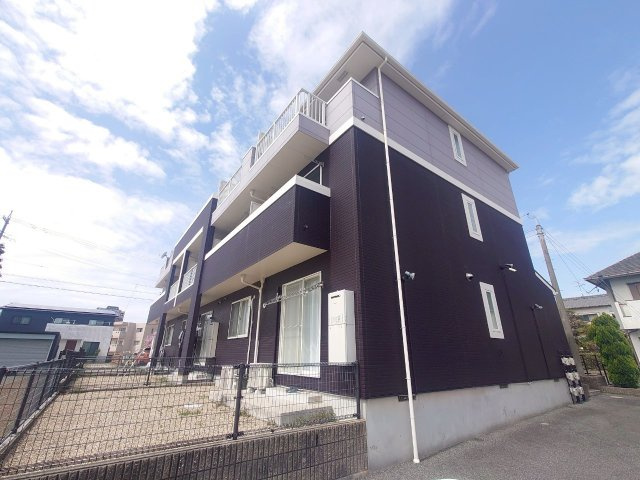 グランシャリオ の外観