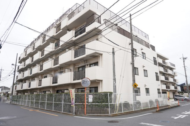 朝日プラザ越谷第三の外観