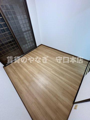 【洋室】 | メゾンカッサ守口