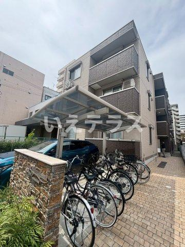フェーブ島上
