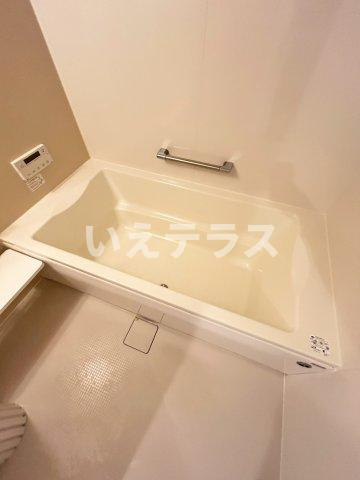 フェーブ島上のその他