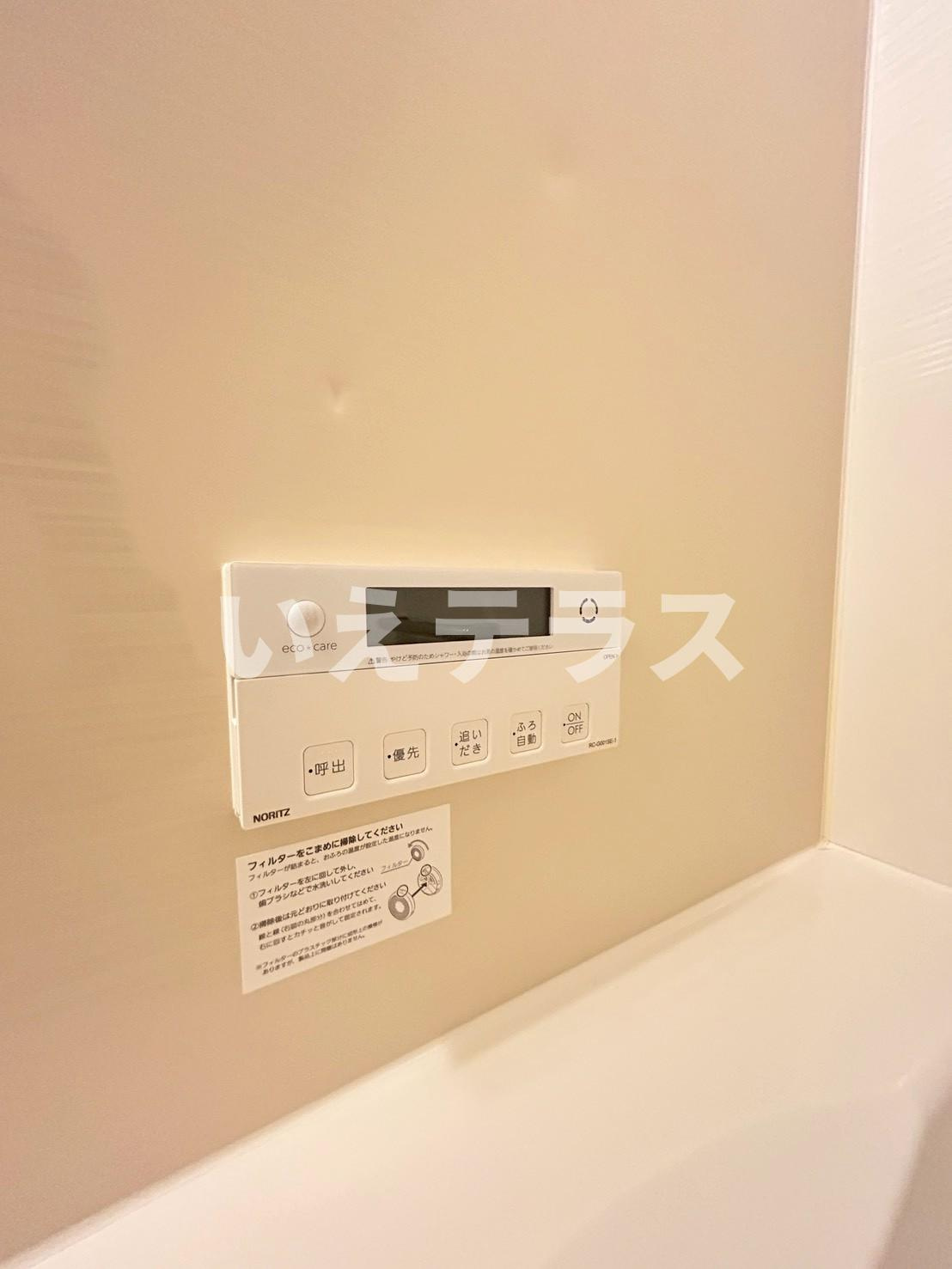 フェーブ島上の設備