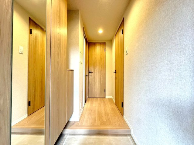 ◆リフォーム済みの美室◆JR宇治駅徒歩１０分◆南西向き３ＬＤＫ◆ユニライフ宇治Ⅲの玄関|玄関