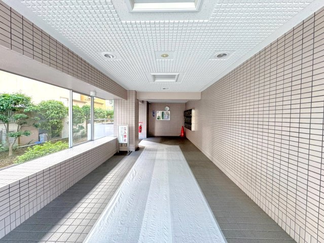 ◆リフォーム済みの美室◆JR宇治駅徒歩１０分◆南西向き３ＬＤＫ◆ユニライフ宇治Ⅲのエントランス|エントランス