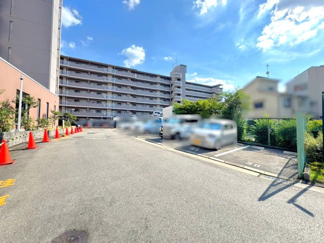 ◆リフォーム済みの美室◆JR宇治駅徒歩１０分◆南西向き３ＬＤＫ◆ユニライフ宇治Ⅲの駐車場|駐車場