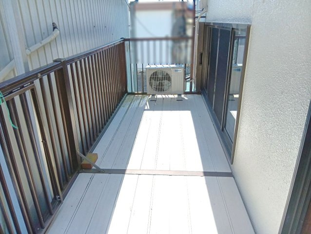 貸家（朝倉甲）Ｋ邸のバルコニー|開放的で明るい空間を演出してくれるバルコニーです