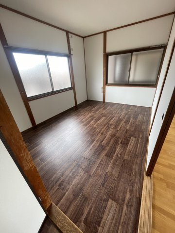 西野貸家