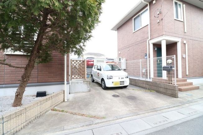 【駐車場】 | クレセール　Ｂ