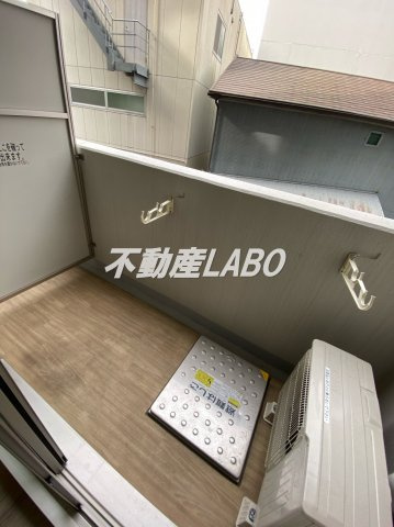 レオンコンフォート難波ミラージュのバルコニー