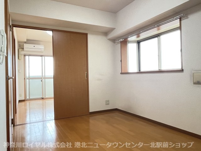 【居間・リビング】