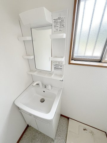 プレステージさくら野の独立洗面台