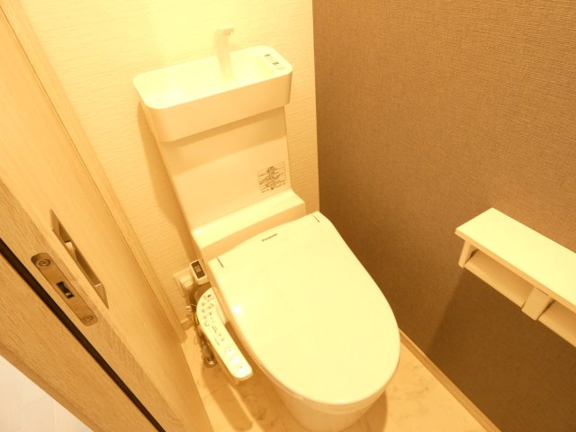 【トイレ】 | テール ド ルミエール | 別部屋写真