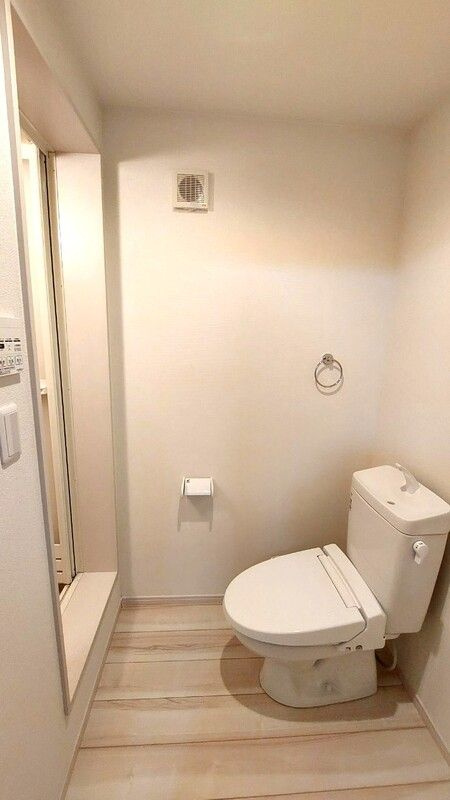 足立区柳原２丁目のアパートのトイレ