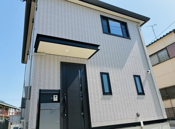 Ｂｏｓｃｏ Ｇａｒｄｅｎ東名西Ａのエントランス