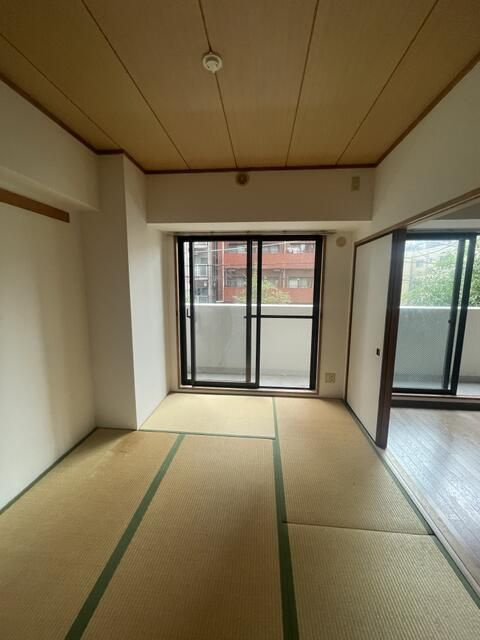 ロイヤルプラザ浅草の和室