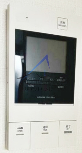 アーバンプレイス新宿落合Ⅲのセキュリティ|モニター付きインターホンです。
