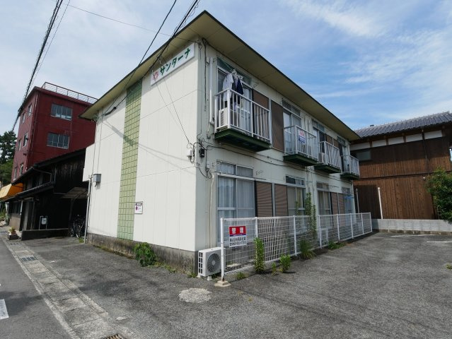 サンターナの外観