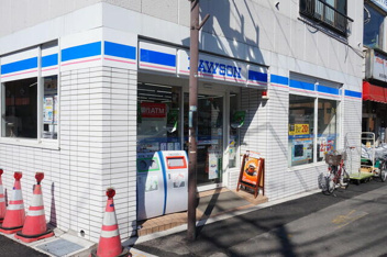 ローソン三鷹台駅前店まで547m
