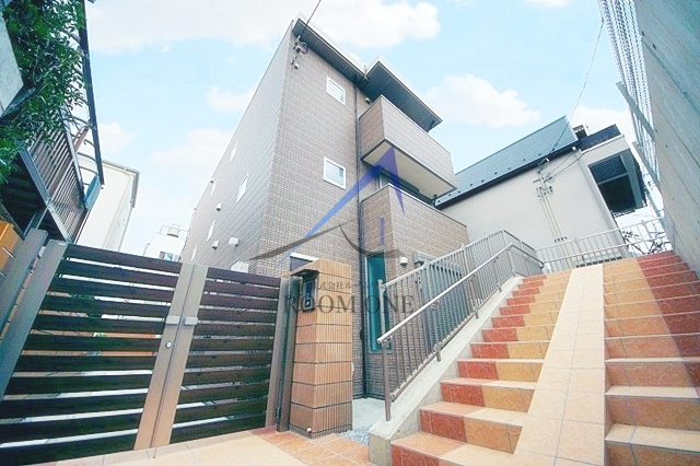 CITY COURT 四谷坂町