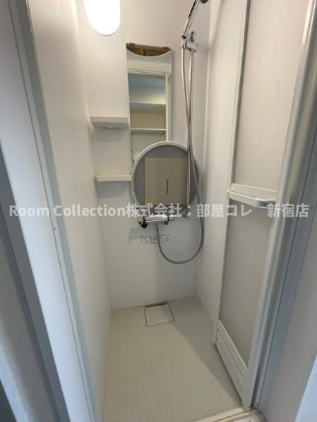中野区若宮１丁目のアパートの浴室