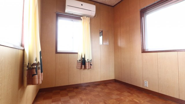 塩屋町9丁目戸建の子供部屋