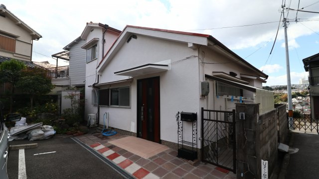 塩屋町9丁目戸建の外観