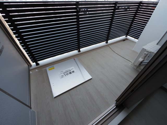 大阪市浪速区幸町３丁目の賃貸マンションのバルコニー