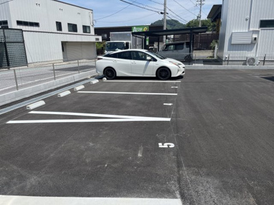 【駐車場】 | フリーガーデン