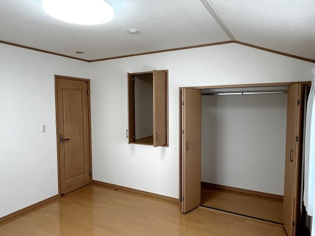 【収納】 | 練馬区富士見台3丁目　中古戸建て | 収納力のある使い勝手の良い収納スペースです、お部屋をスッキリ