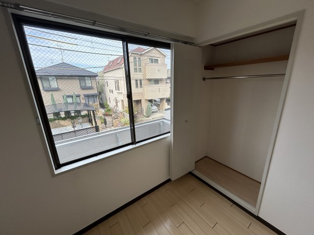 メゾンド甲子園二番町の居間・リビング