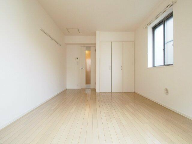 オリオール渋谷の居間・リビング|こちらのリビングで趣味の時間をお楽しみください