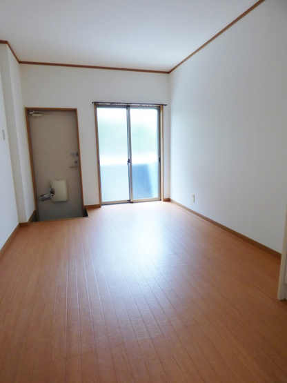 【居間・リビング】本山北町ハイツ