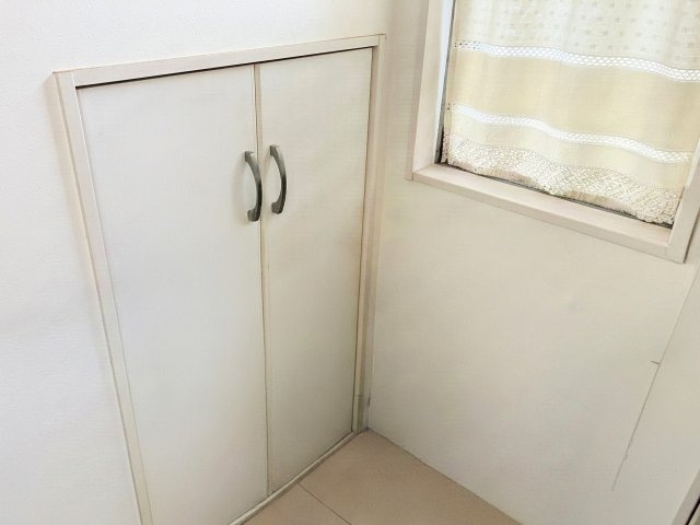 売中古戸建　駿河区広野2丁目の収納|キッチンにも収納が付いています！