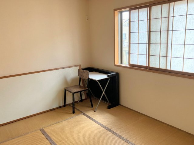 売中古戸建　駿河区広野2丁目の和室|2階の和室は南東向き日あたり良好です！