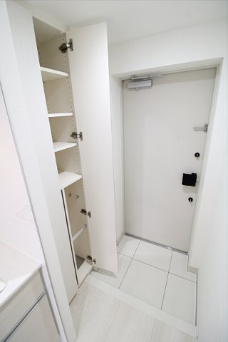 【玄関】